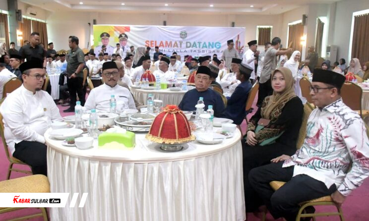 Safari Ramadan Pemprov Sulbar Berakhir di Mateng, Gubernur SDK: Anda Tak Sendiri