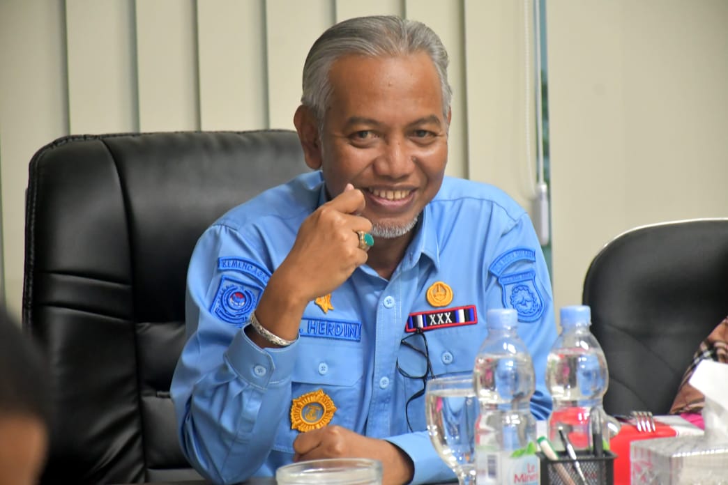 Plh Sekorov Sulbar H. Herdin Ismail. (foto Frd/Yuni)